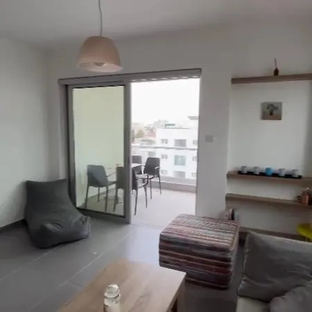 Top Floor Luxury 1bedroom With Sea View In Center شقة *